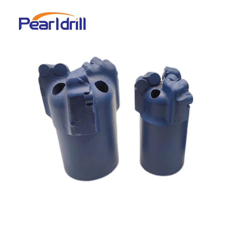 Carbonized Wu Alloy Arc Angle PDC Diamond Water Well Bits
