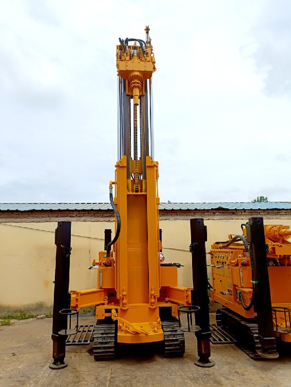 300m crawler water well drilling rig machine with mum pump 