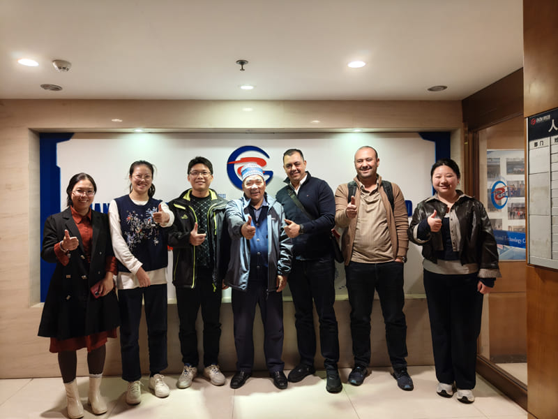 Algerian clients visit the company to sign an order for water well <a href=https://www.gzpearldrill.com/en/Drilling-Rig.html target='_blank'><a href=https://www.gzpearldrill.com/en/Drilling-Rig.html target='_blank'>Drilling Rig</a></a>s