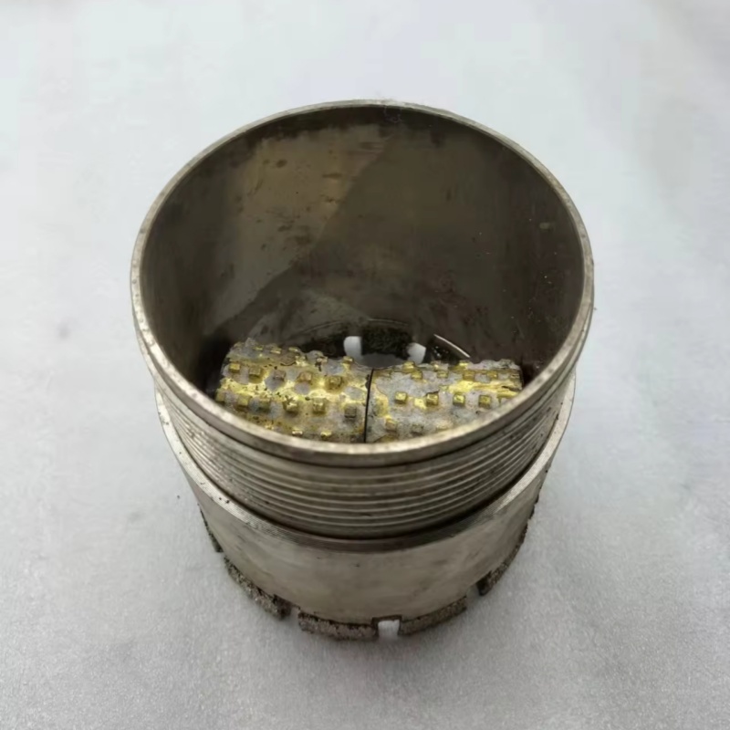 直径 133 毫米 带滚轮金刚石无芯钻头 