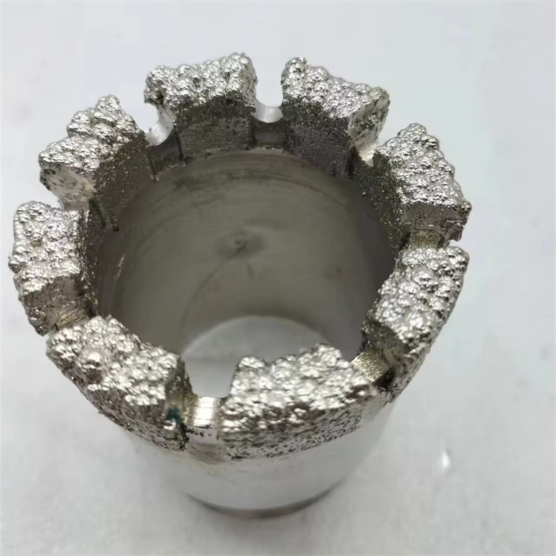 Electroplated diamond double-tube coring bit for geological drilling wells
