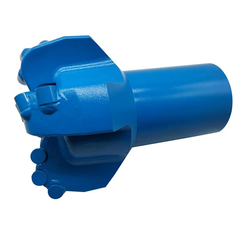 Four Wing Reinforced Arc Angle Coreless Bit